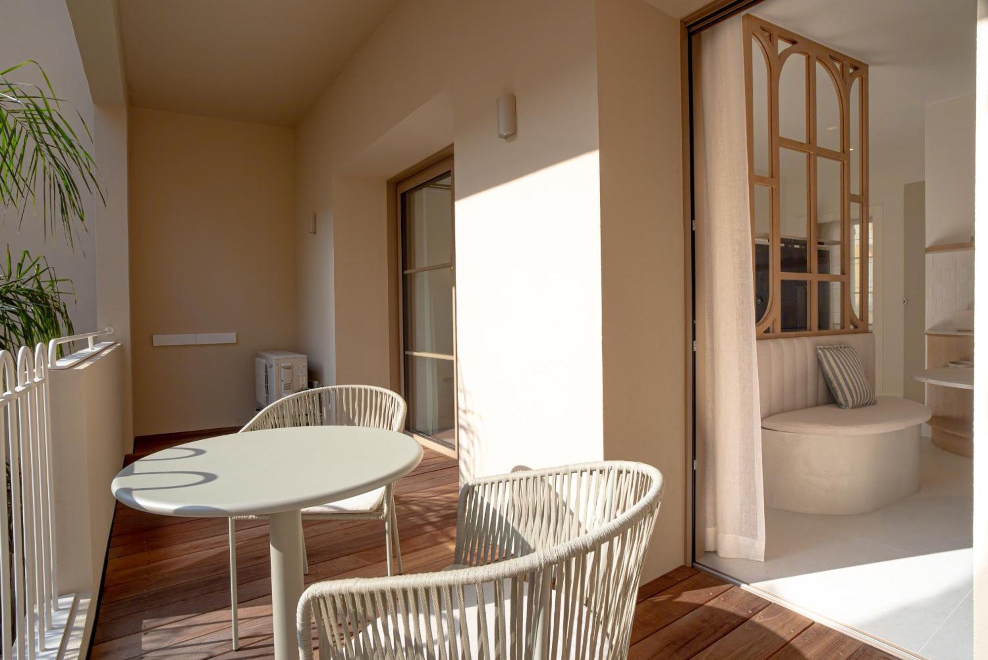 Saint-Raphaël Studios Raffines Avec Terrasses - Plages, Ville Et Gare A Pied - Maison Raphael المظهر الخارجي الصورة