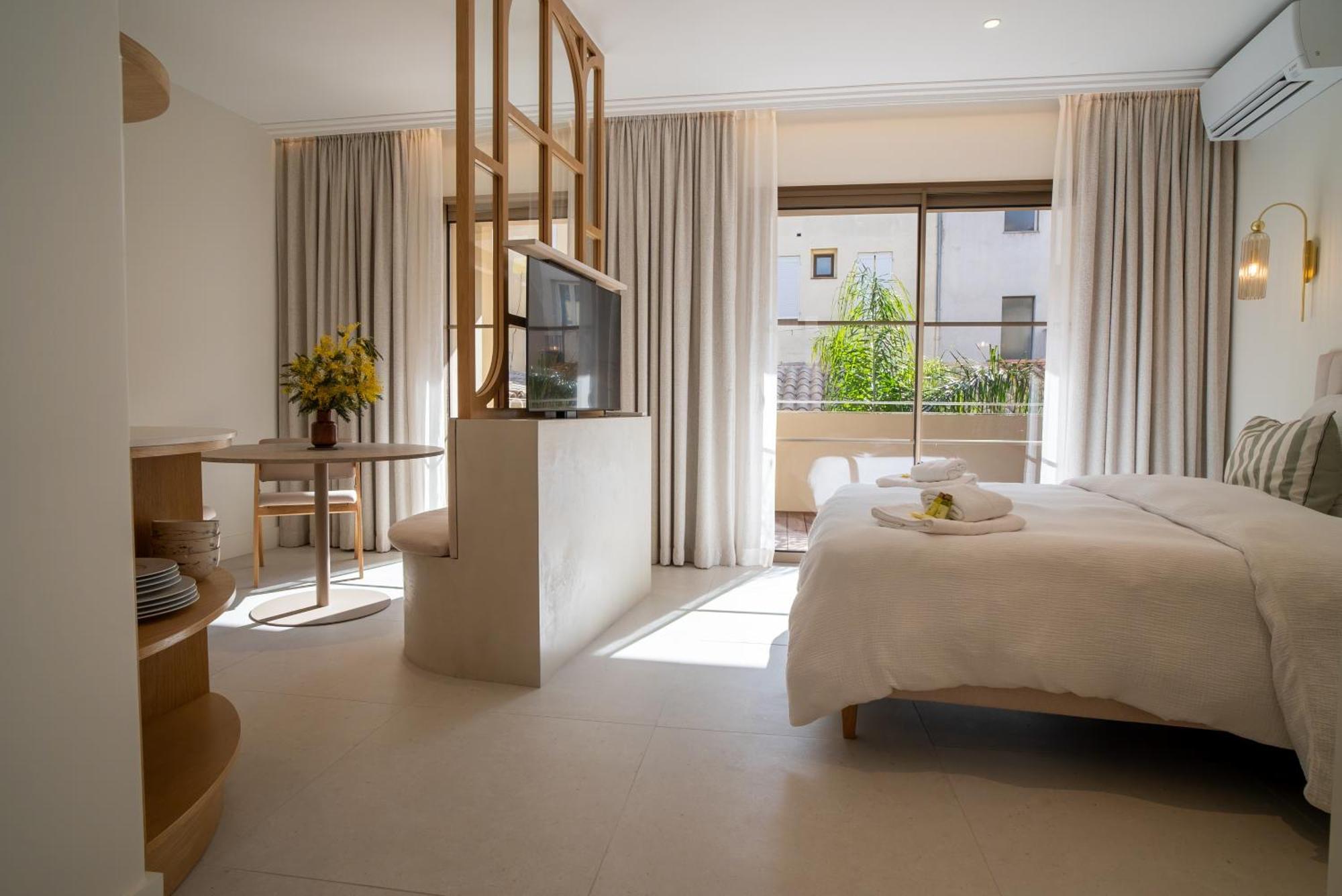 Saint-Raphaël Studios Raffines Avec Terrasses - Plages, Ville Et Gare A Pied - Maison Raphael المظهر الخارجي الصورة